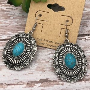 🌼 Western Concho Turquoise Silver Tone Dangle Earrings